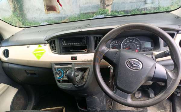 DAIHATSU SIGRA