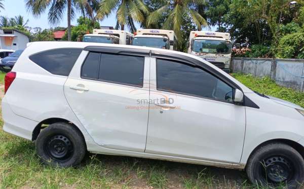 DAIHATSU SIGRA