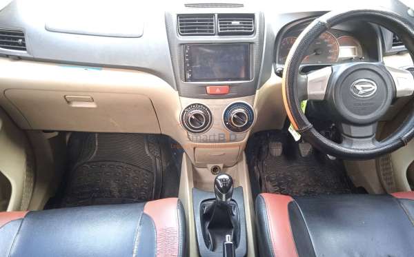 DAIHATSU XENIA 1.3