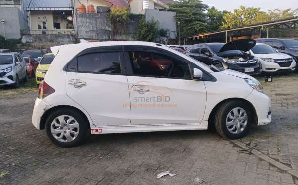 HONDA  BRIO  RS