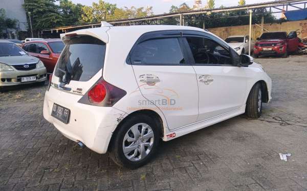 HONDA  BRIO  RS