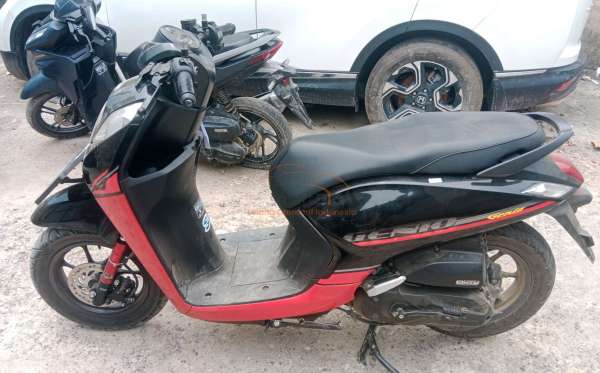 HONDA  GENIO