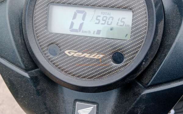 HONDA  GENIO