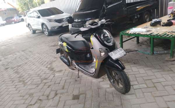 HONDA  SCOOPY