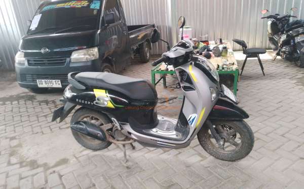 HONDA  SCOOPY