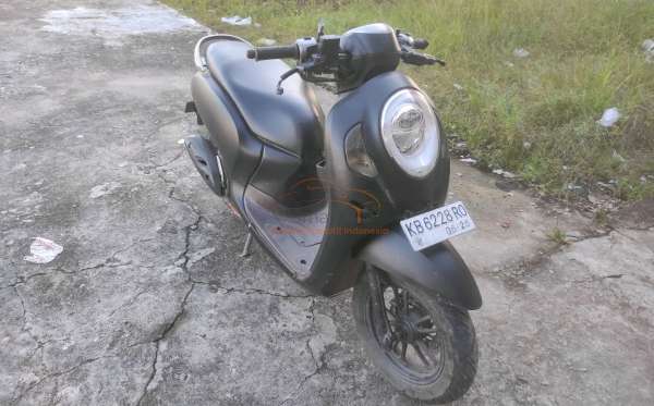 HONDA  SCOOPY
