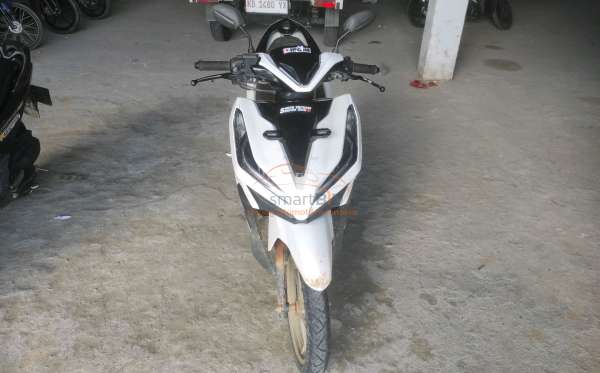 HONDA  VARIO 150