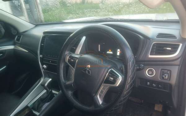 MITSUBISHI PAJERO SPORT DAKAR 2.4 (4x2) AT