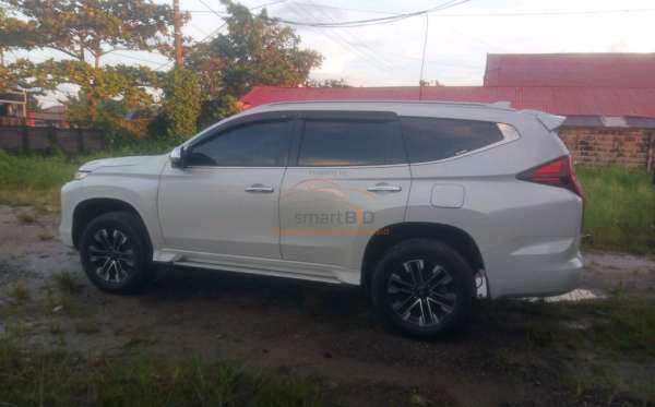 MITSUBISHI PAJERO SPORT DAKAR 2.4 (4x2) AT