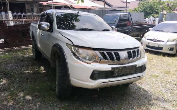 MITSUBISHI  TRITON DC