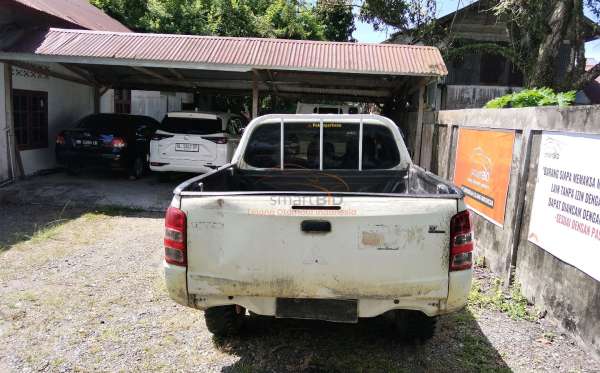 MITSUBISHI  TRITON DC