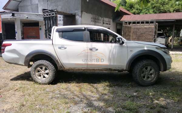 MITSUBISHI  TRITON DC