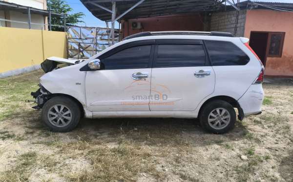 TOYOTA  AVANZA