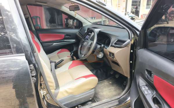 TOYOTA AVANZA 1.3 G