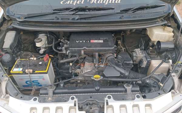 TOYOTA AVANZA VELOZ