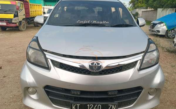 TOYOTA AVANZA VELOZ