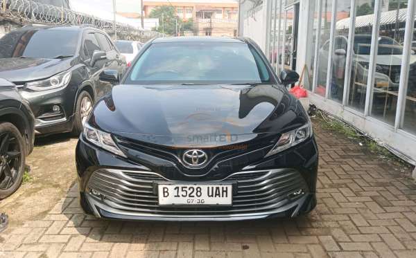TOYOTA CAMRY V