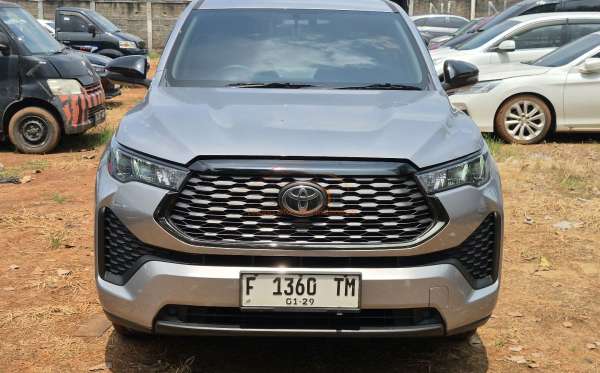TOYOTA INNOVA ZENIX G