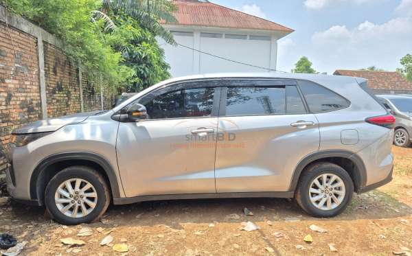 TOYOTA INNOVA ZENIX G