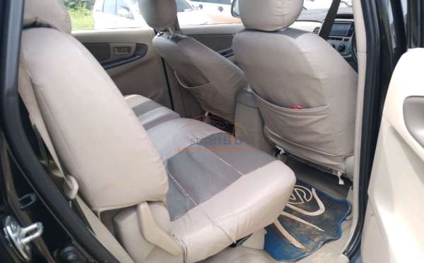 TOYOTA  KIJANG  INNOVA G