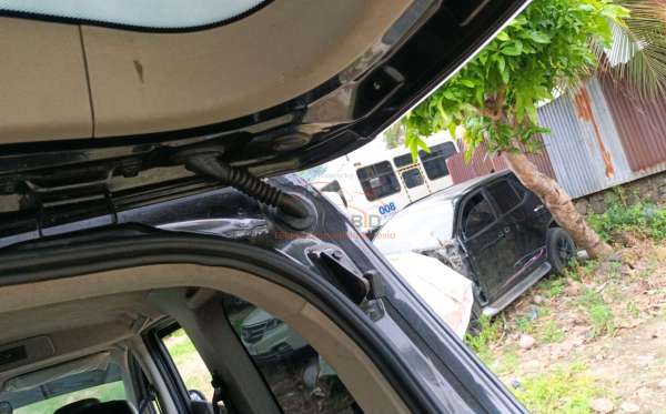 WULING CONFERO
