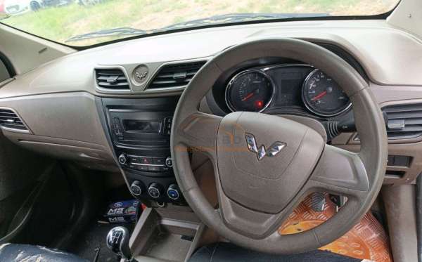 WULING CONFERO