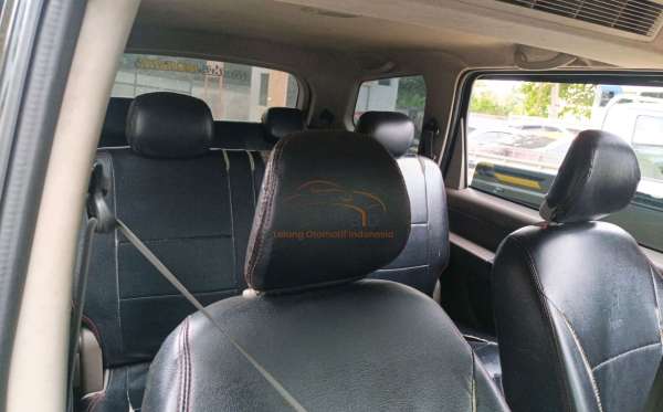 WULING CONFERO