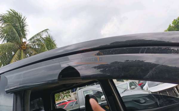 WULING CONFERO