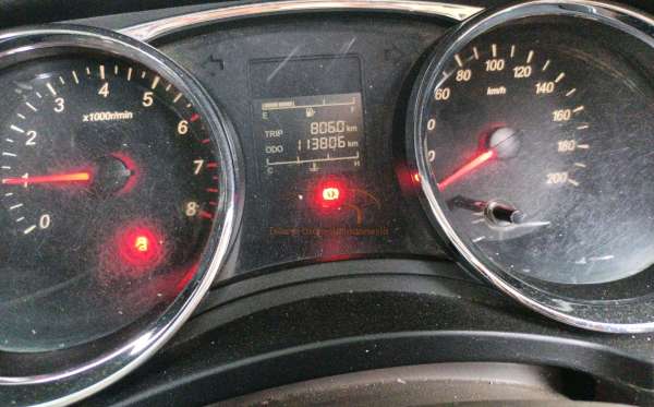 WULING CONFERO