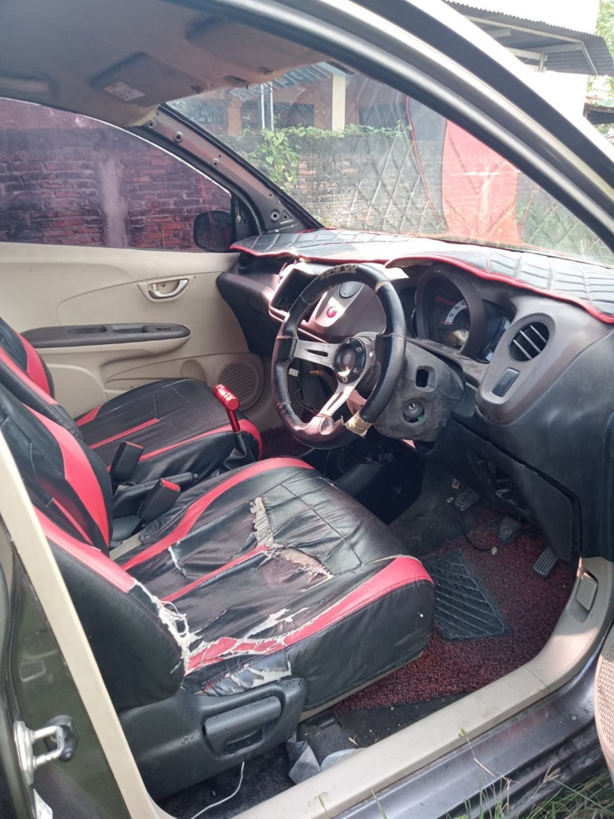 HONDA BRIO  SATYA 1.2 E
