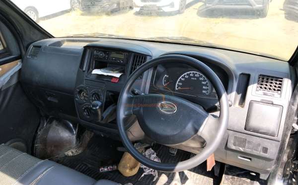 DAIHATSU GRAN MAX PU AC PS 1.5