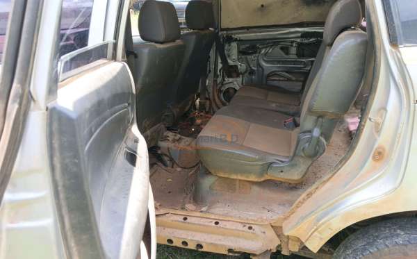 DAIHATSU  XENIA