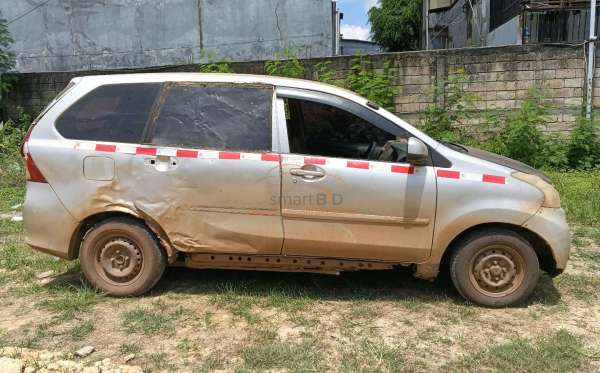 DAIHATSU  XENIA