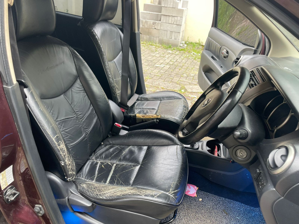 NISSAN  LIVINA GRAND  XV