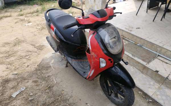 HONDA  SCOOPY