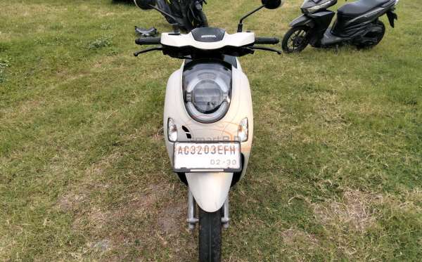 HONDA SCOOPY PRESTIGE