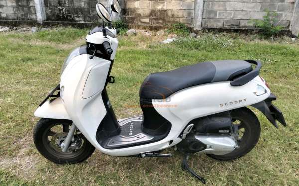 HONDA SCOOPY PRESTIGE