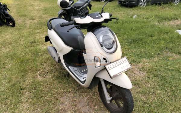 HONDA SCOOPY PRESTIGE