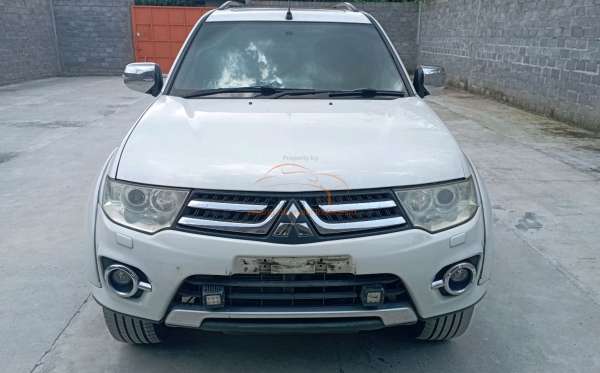 MITSUBISHI PAJERO SPORT 2.5 HP (4X2) A/T