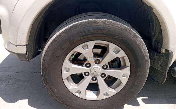 MITSUBISHI PAJERO SPORT 2.5 HP (4X2) A/T