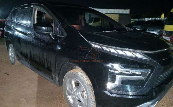 MITSUBISHI XPANDER SPORT