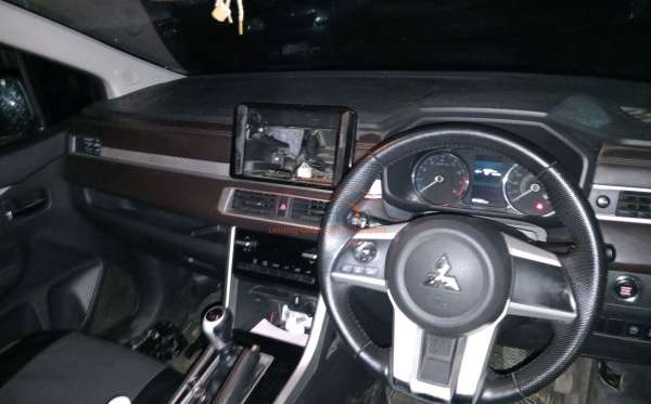 MITSUBISHI XPANDER SPORT