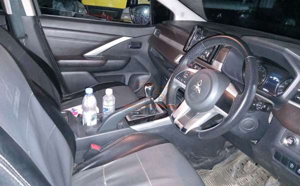 MITSUBISHI XPANDER SPORT