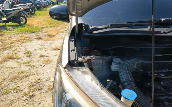 SUZUKI  ERTIGA