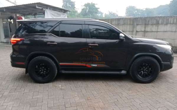 TOYOTA  FORTUNER  2.4 VRZ