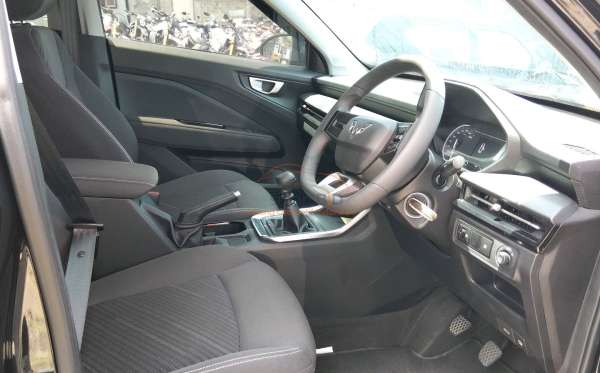 WULING ALVEZ 1.5