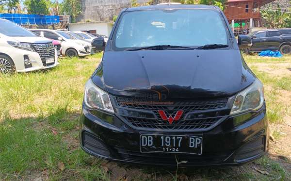 WULING CONFERO
