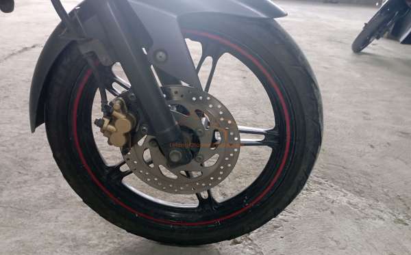 YAMAHA VIXION NEW
