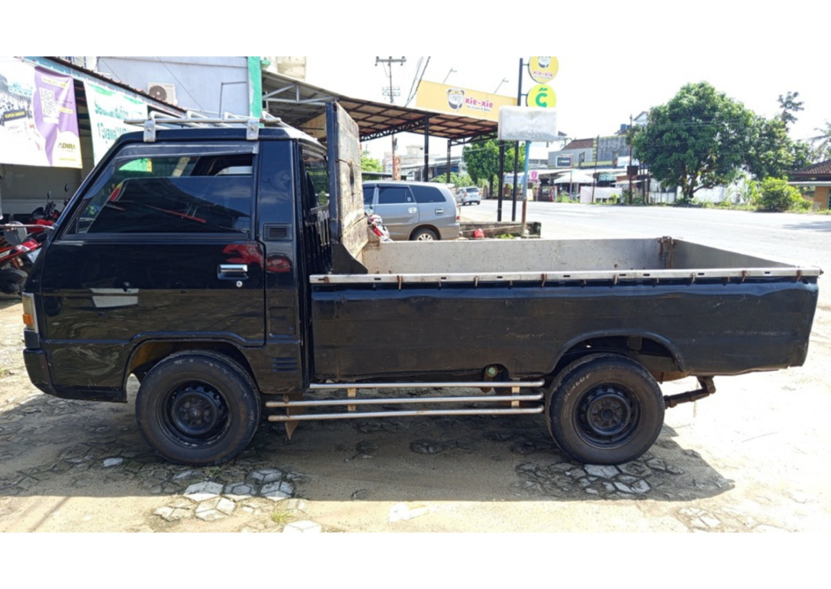 MITSUBISHI L 300 L300 PU FB-R (4X2)