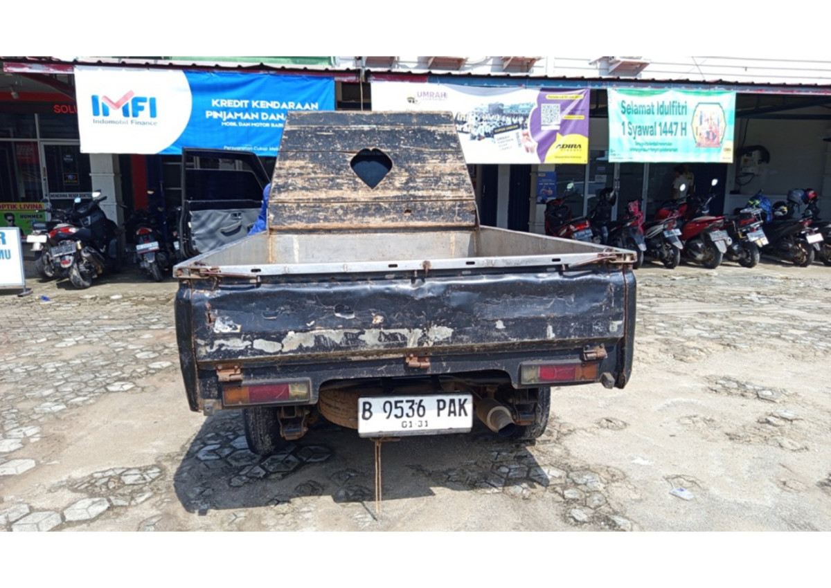 MITSUBISHI L 300 L300 PU FB-R (4X2)